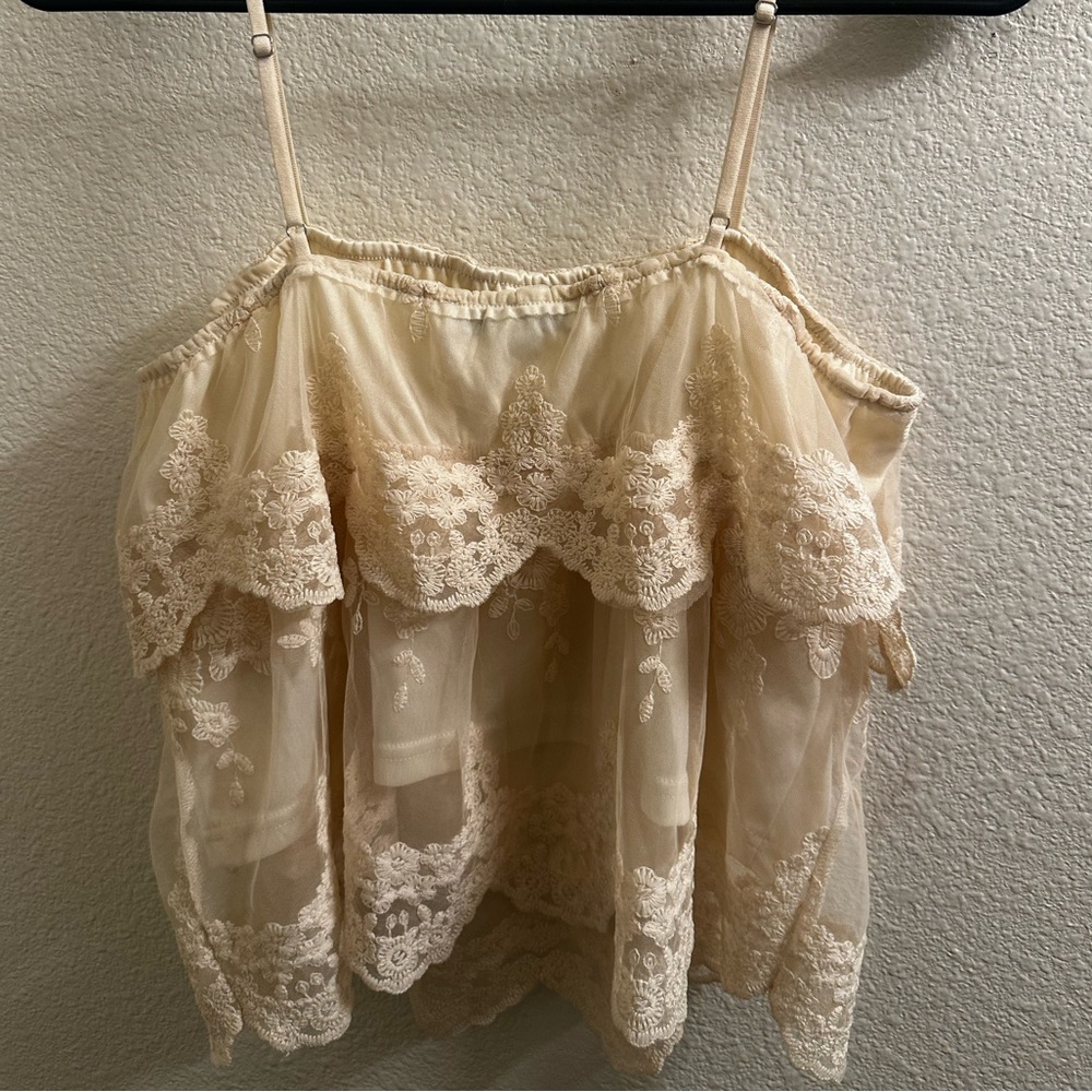 Chic Lace Layered Camisole in Cream